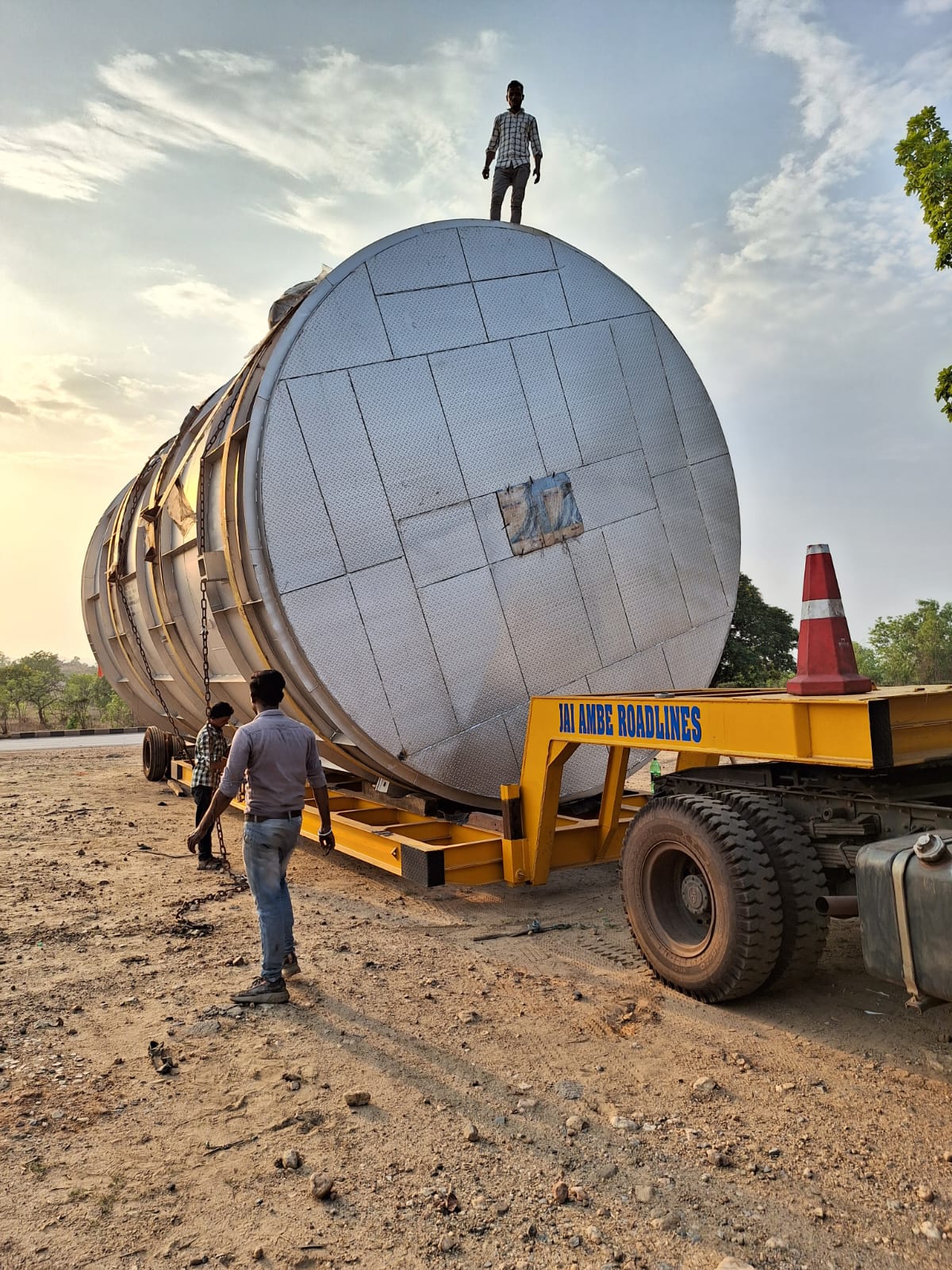 Large tank lowbed ODC